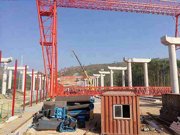 大興安嶺龍門吊作業環境 門式起重機結構