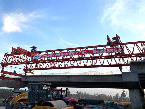  陜西延安架橋機廠家生產各類型號起重機