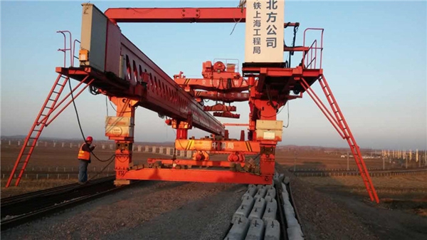 云南曲靖架橋機公司介紹單梁式架橋機