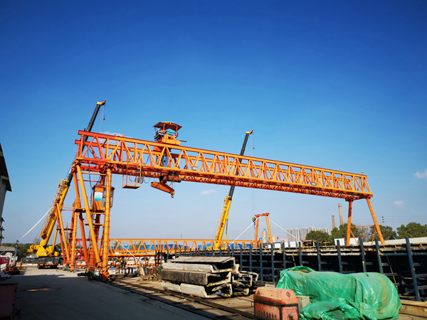 江西吉安龍門吊公司介紹如何選購200噸龍門吊