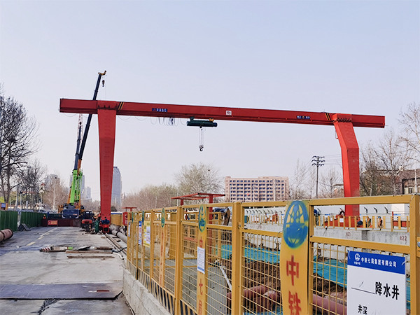 湖南岳陽龍門吊廠家為廣大朋友提供產品及服務